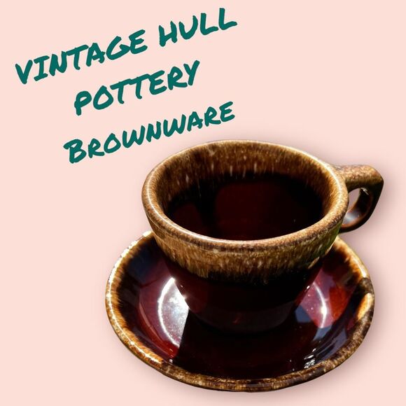 VINTAGE HULL POTTERY BROWNWARE DRIP CUP & SAUCER - Picture 1 of 6